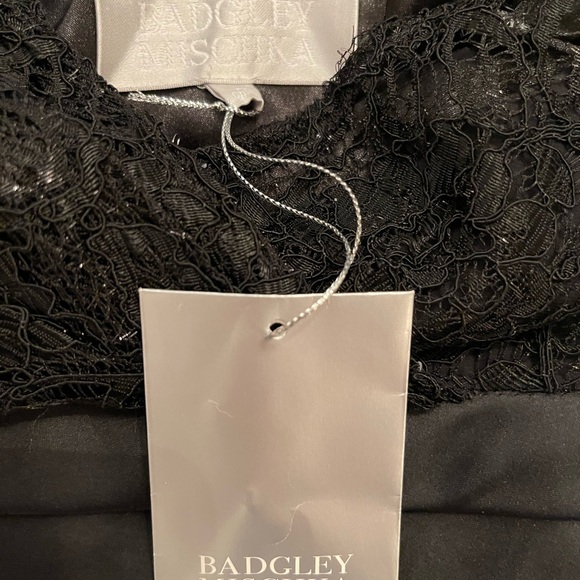 BADGLEY MISCHKA BLACK LONG LACE TOP 3/4SLEEVE V-NECK EVENING GOWN LINED SZ4 BNWT - Picture 5 of 9
